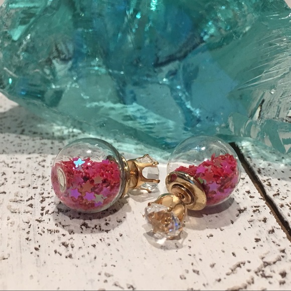 Red Star Double Stud Earrings - Picture 4 of 8